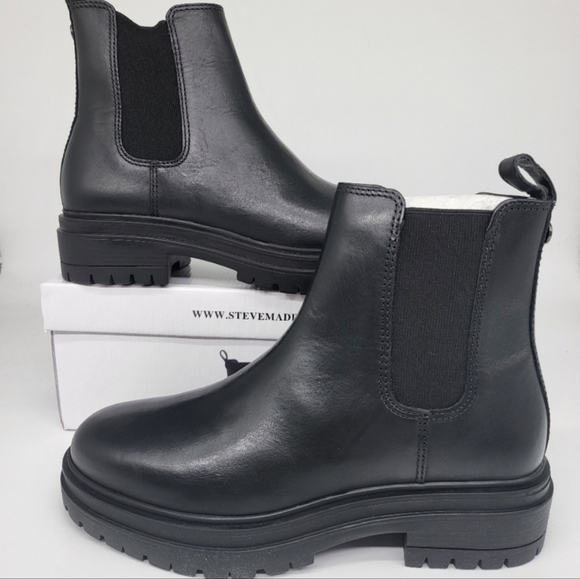 NEW Steve Madden Women's Leather Chelsea Boot - Picture 10 of 10